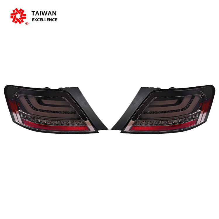 Toyota Reiz Mark X 2005-2009 Modified Tail light upgrade turn signal light  Rear lamp plug and play