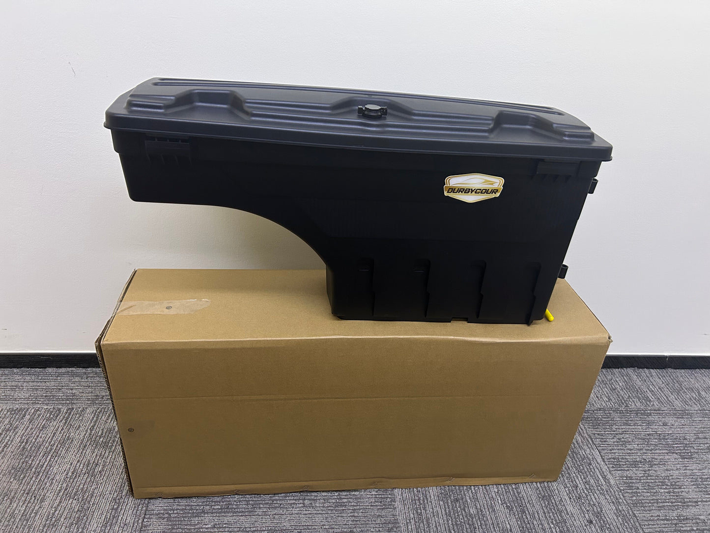 Pickup truck trunk tool box Ford F150 Toyota Tundra nissan Titan Modif