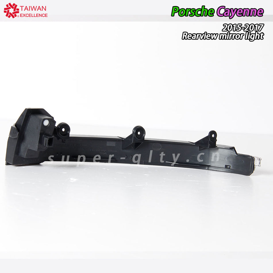 Porsche Cayenne 2015-2017 Side Mirror Blinker Lamp Turn Signal Indicator Light   95863110131   95863110231