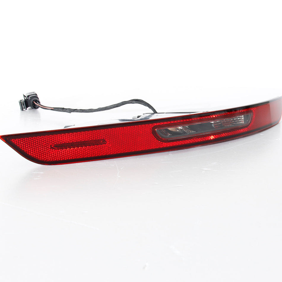 For Porsche Macan 2014-2020 Car Red Rear Bumper Rear Bumper Lamp Reflector Lamp Reflector